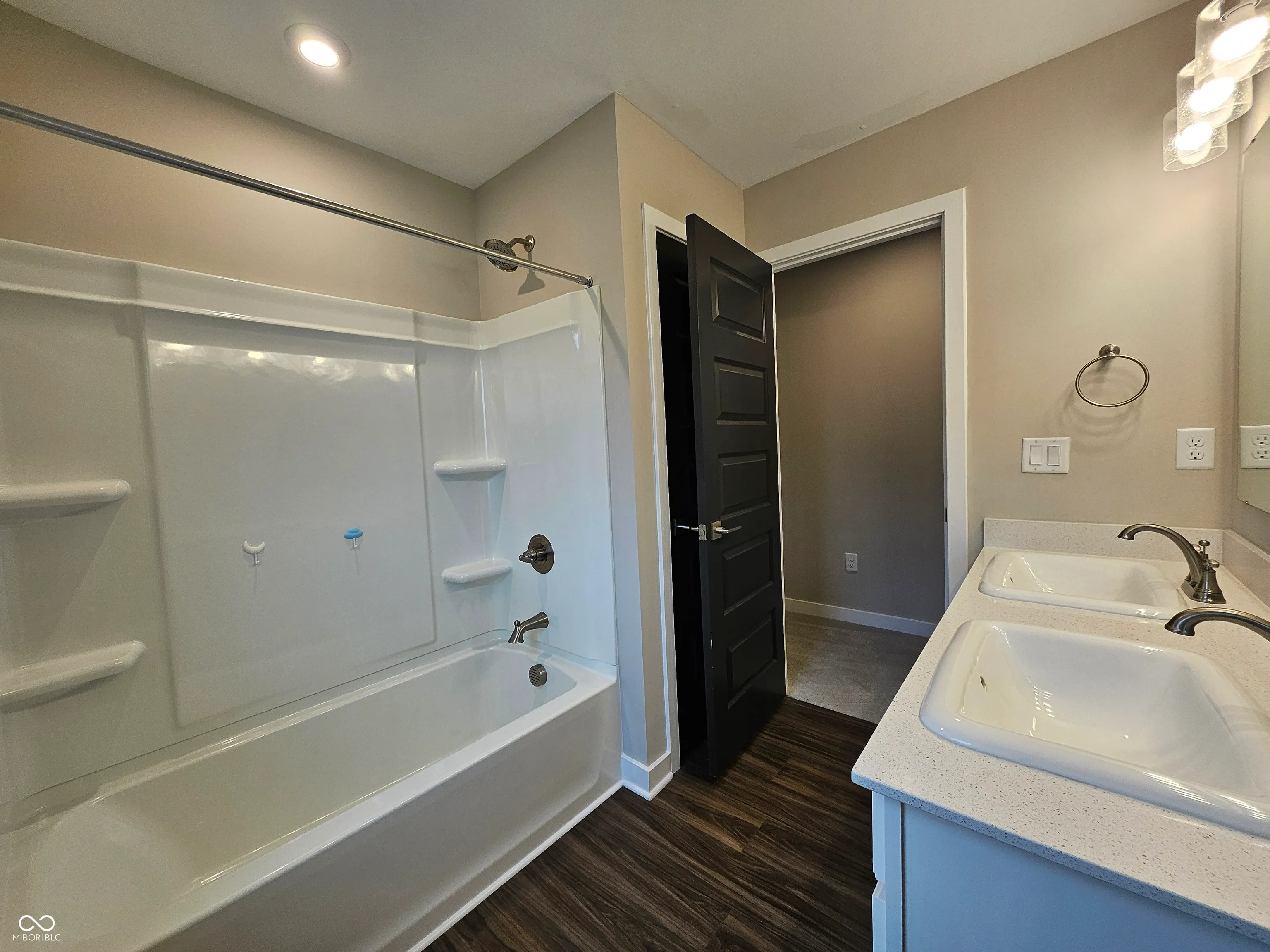 Westfield, Indiana 46074, United States, 4 Bedrooms Bedrooms, ,3 BathroomsBathrooms,Residential,Active,251616