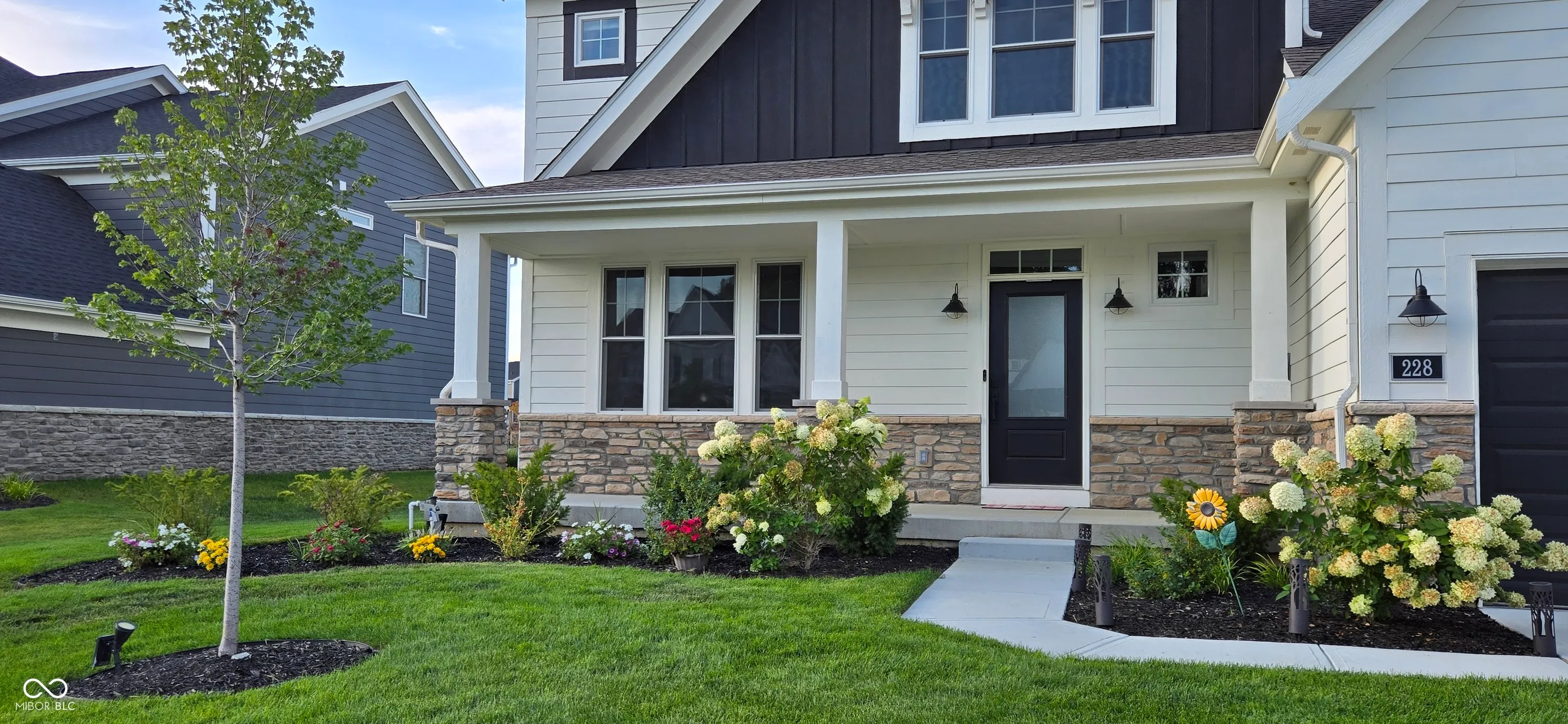 Westfield, Indiana 46074, United States, 4 Bedrooms Bedrooms, ,3 BathroomsBathrooms,Residential,Active,251616