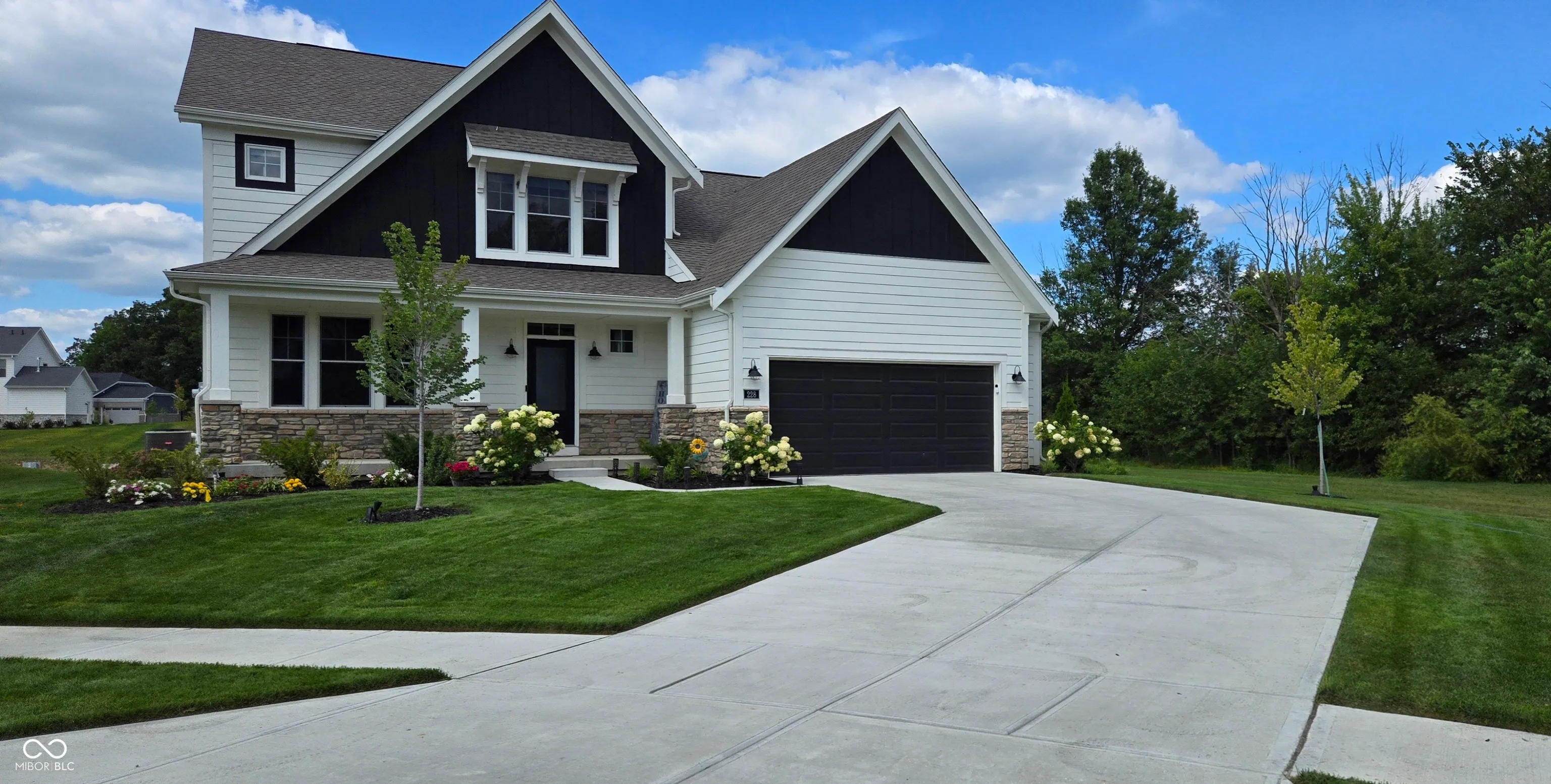 Westfield, Indiana 46074, United States, 4 Bedrooms Bedrooms, ,3 BathroomsBathrooms,Residential,Active,251616