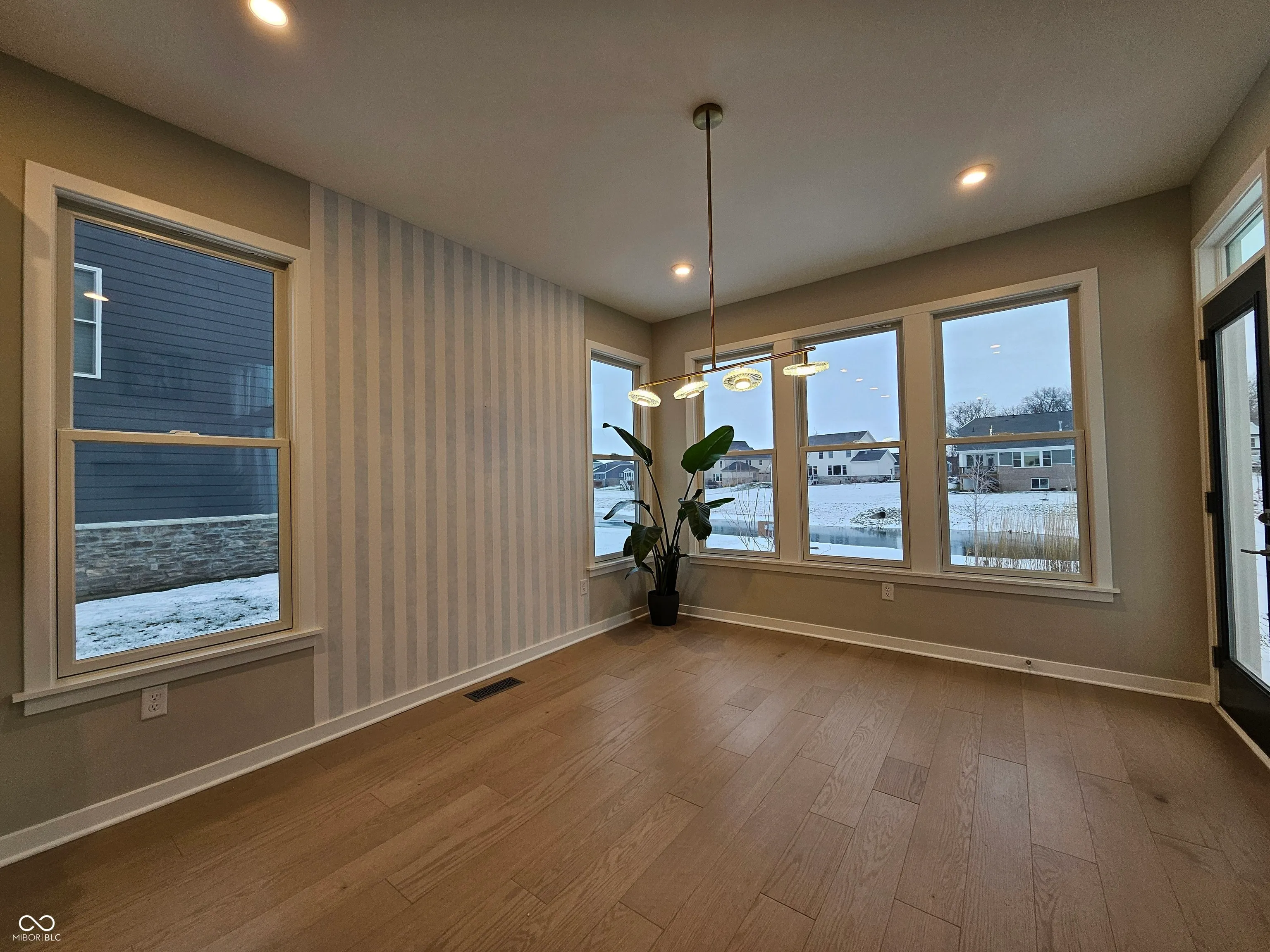 Westfield, Indiana 46074, United States, 4 Bedrooms Bedrooms, ,3 BathroomsBathrooms,Residential,Active,251616