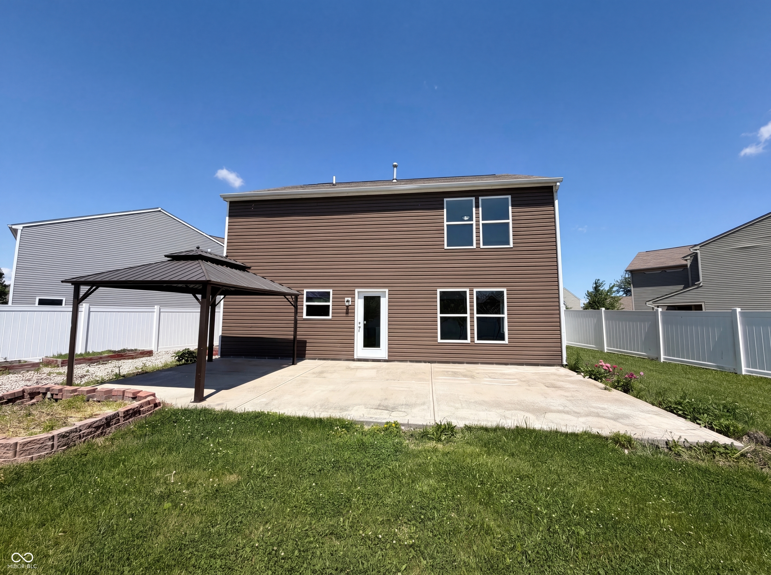 939 Olmsted Court