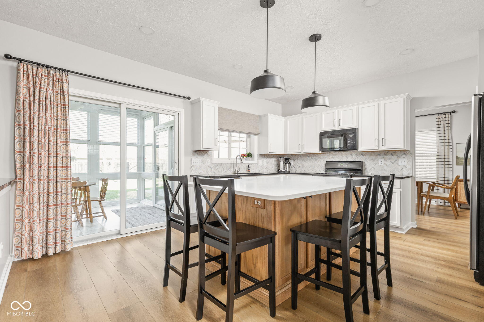 7854 Park Meadows Drive