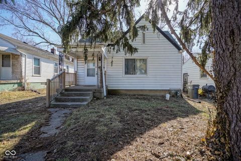 Photo of 3919 E 34th Street, Indianapolis, IN 46218 (MLS # 22084925)