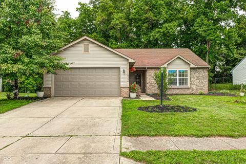Photo of 8134 Madrone Court, Indianapolis, IN 46236 (MLS # 22103795)