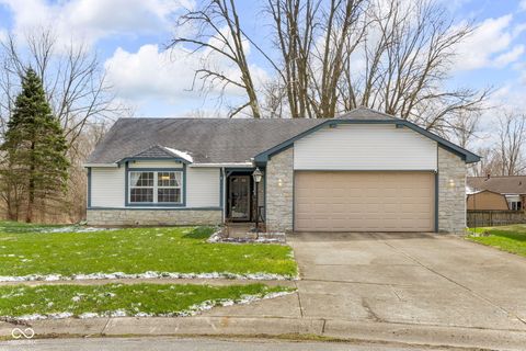 Photo of 10247 Park Stream Drive, Indianapolis, IN 46229 (MLS # 22089628)