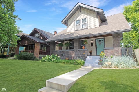 Photo of 126 N Bosart Avenue, Indianapolis, IN 46201 (MLS # 22112266)
