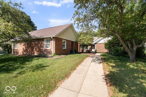 Photo of 10712 Downing Street, Carmel, IN 46033 (MLS # 22124321)