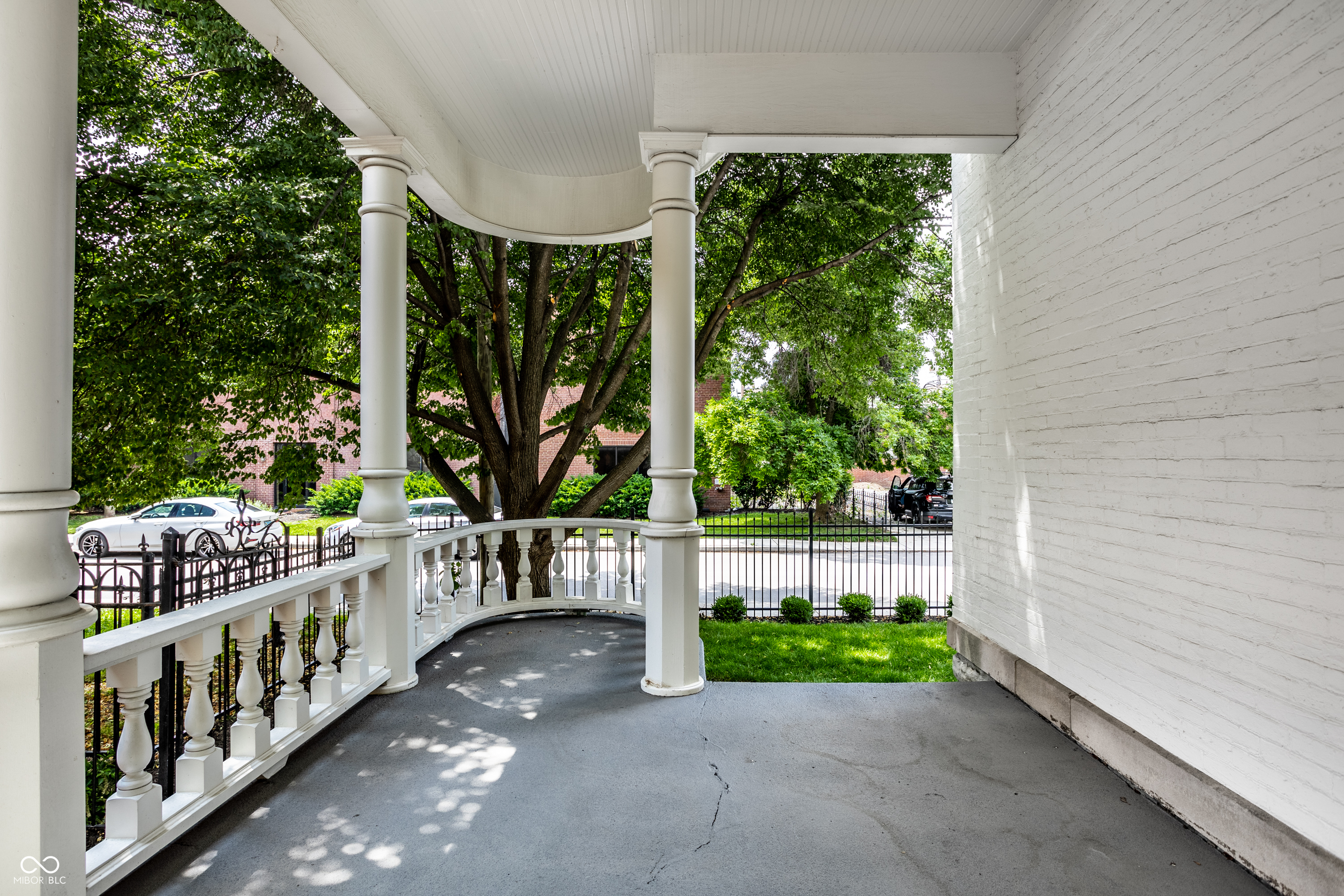 214 E St Joseph Street