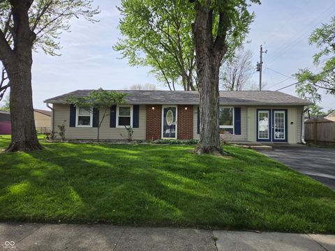 Photo of 1205 Keller Drive, Plainfield, IN 46168 (MLS # 22095976)