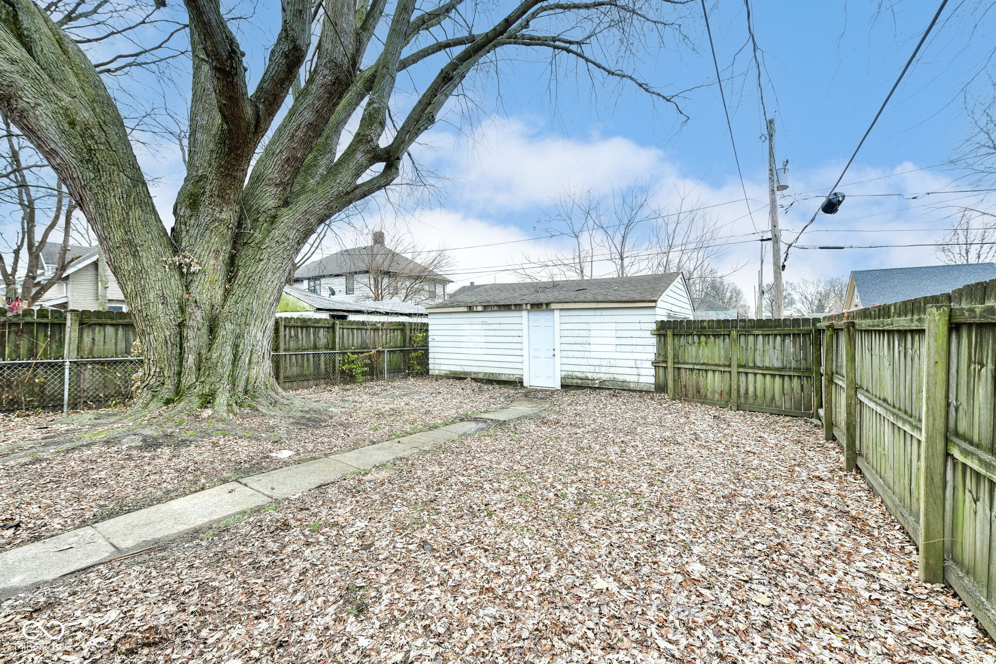 2919 E New York Street