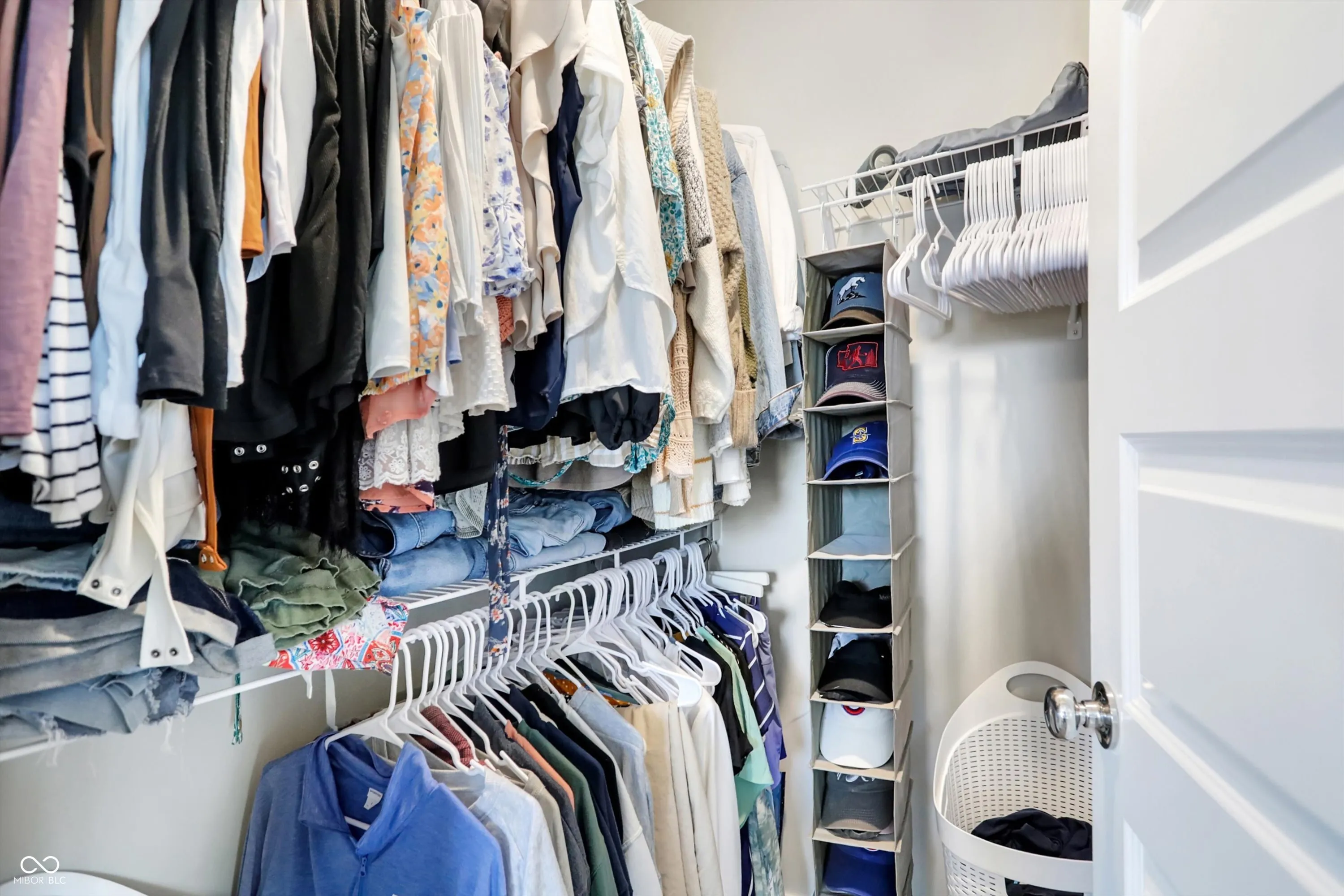 Carmel, Indiana 46033, United States, 3 Bedrooms Bedrooms, ,3 BathroomsBathrooms,Residential,Pending,13450