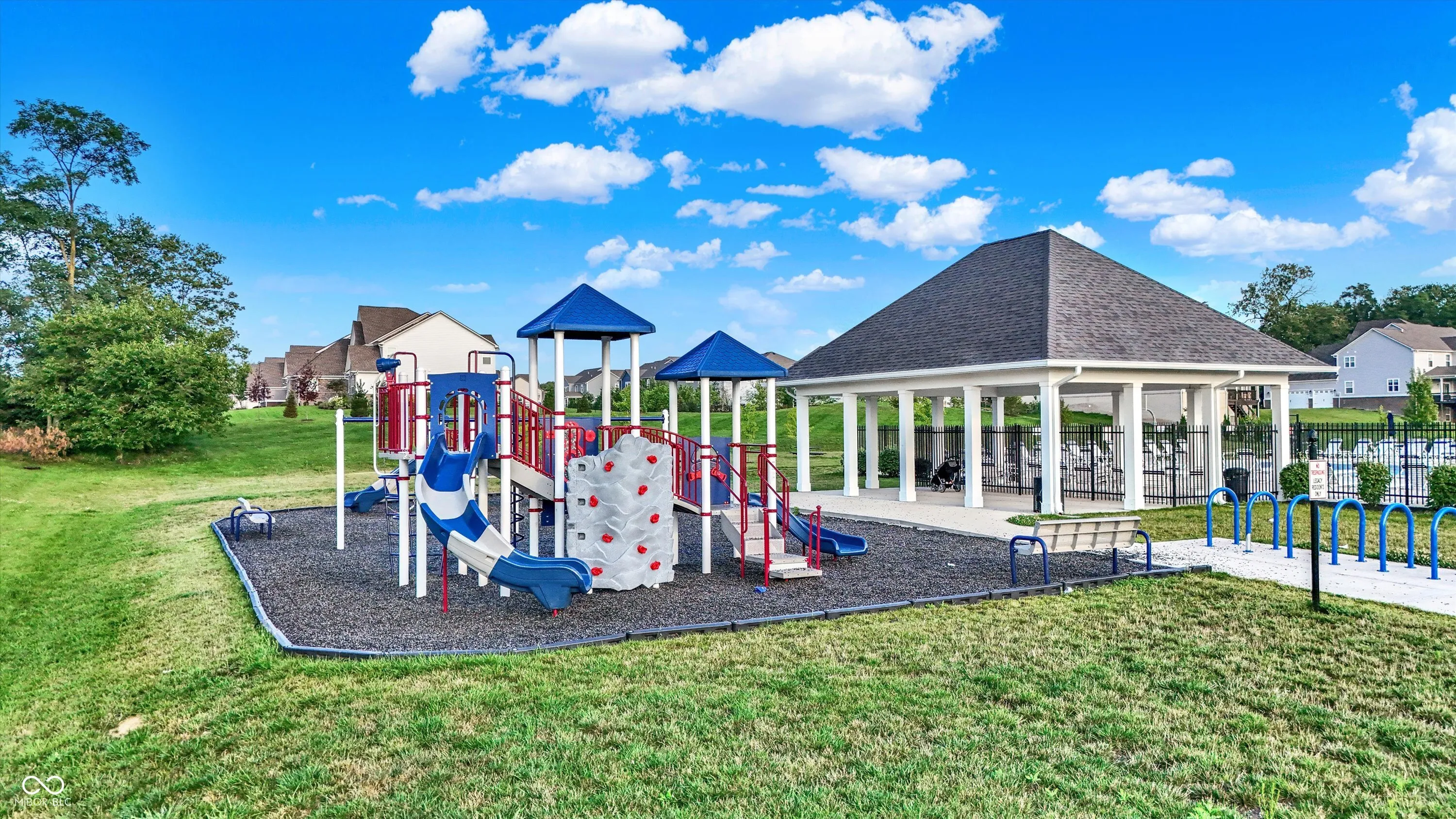 Carmel, Indiana 46033, United States, 3 Bedrooms Bedrooms, ,3 BathroomsBathrooms,Residential,Pending,13450