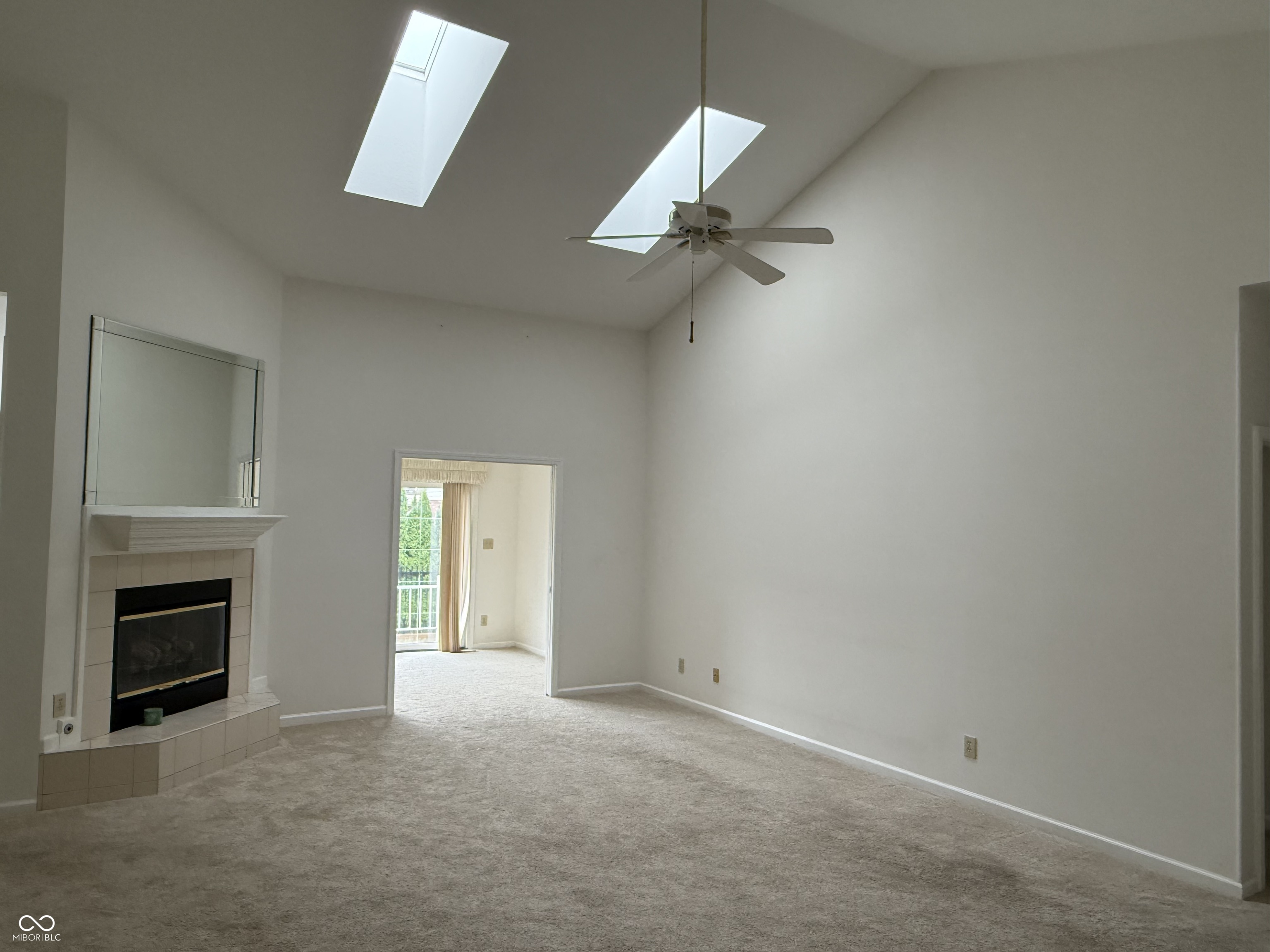 1634 Foxmere Way