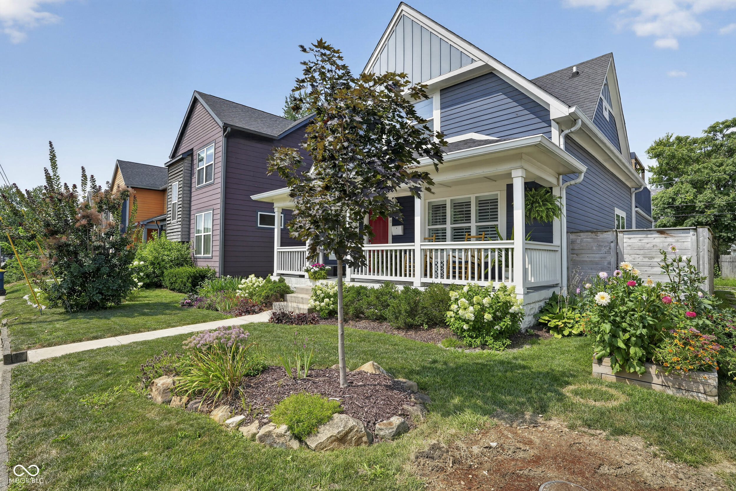 948 N Rural Street