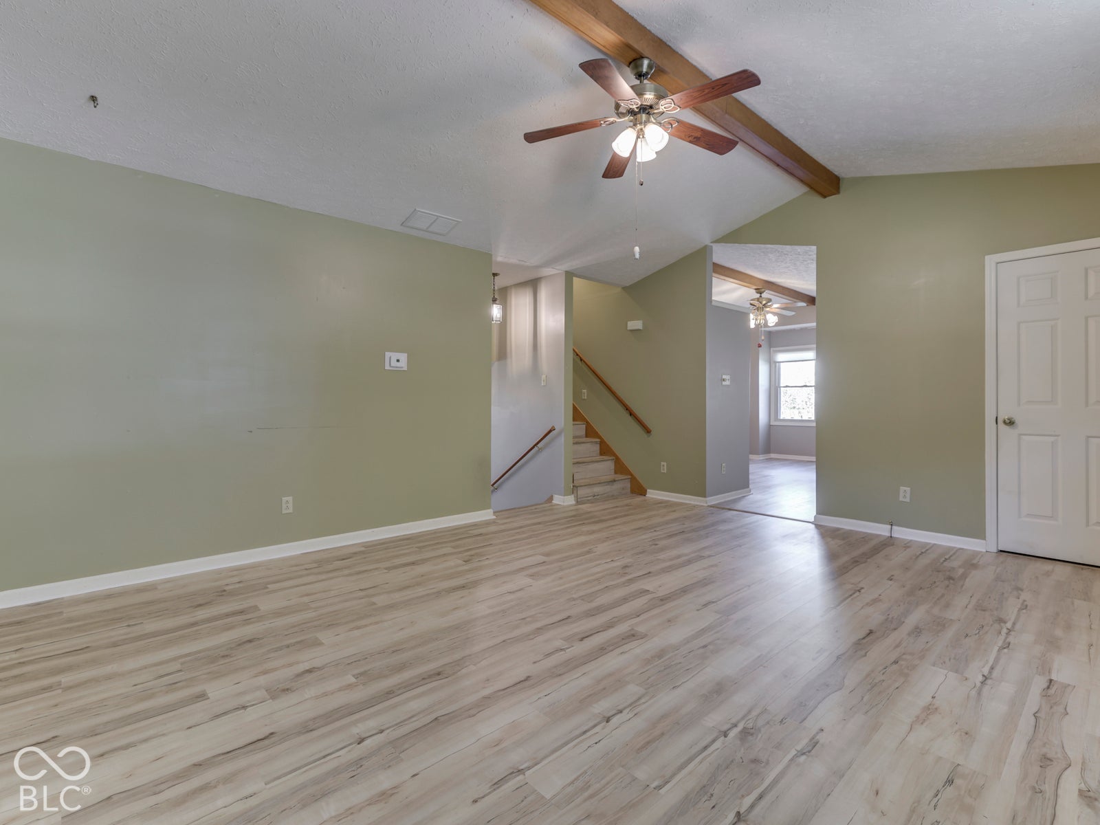 3990 Leslie Court