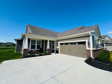 Photo of 11730 Harvester Circle S, Noblesville, IN 46060 (MLS # 22101555)