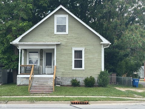 Photo for 438 Colescott Street