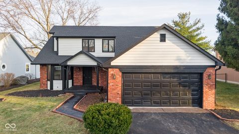 Photo of 11689 Pompano Drive, Indianapolis, IN 46236 (MLS # 22079307)
