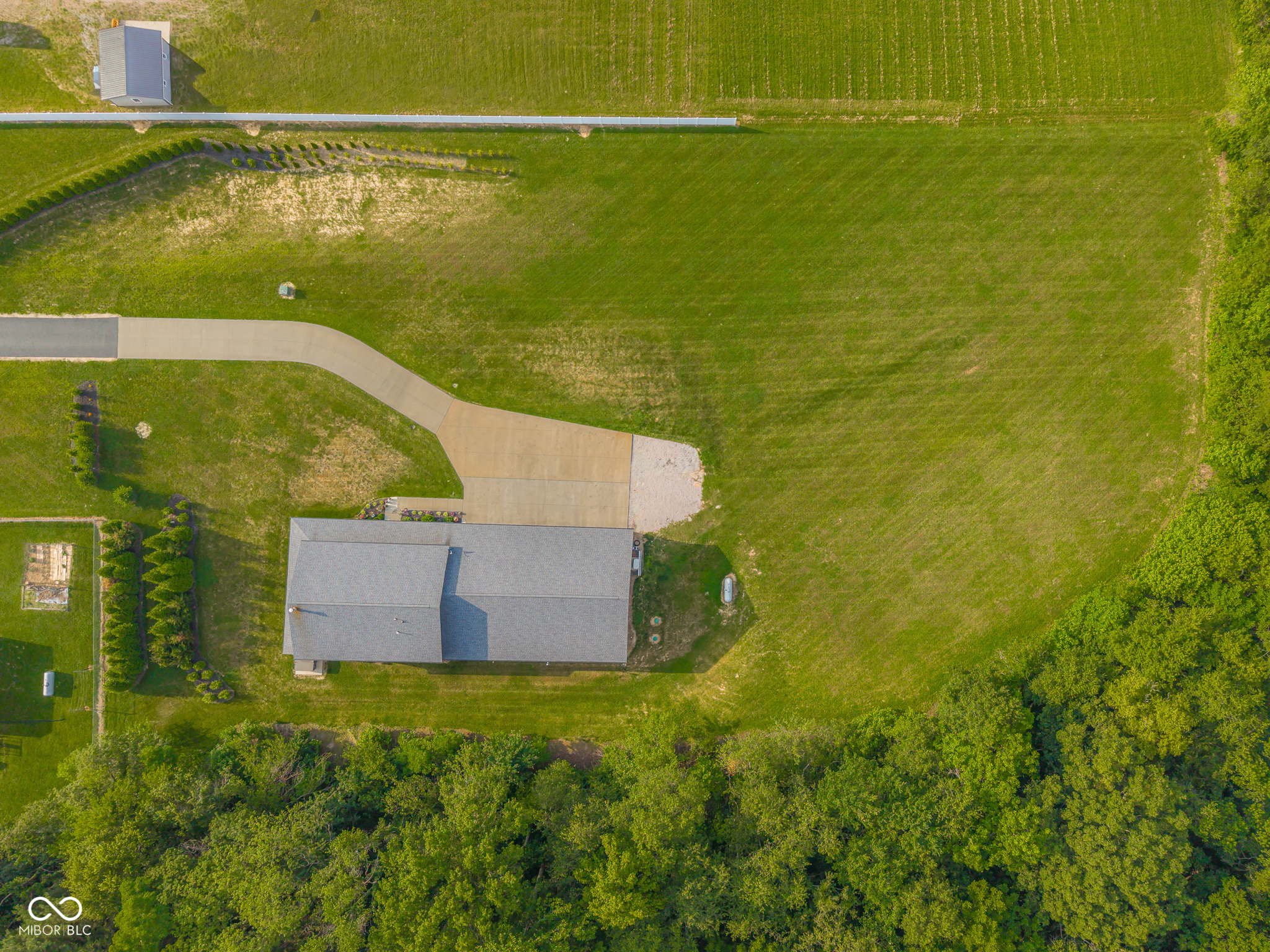 3667 N County Road 975 E