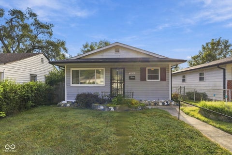 Photo of 3635 Kinnear AVE, Indianapolis, IN 46218 (MLS # 22125934)