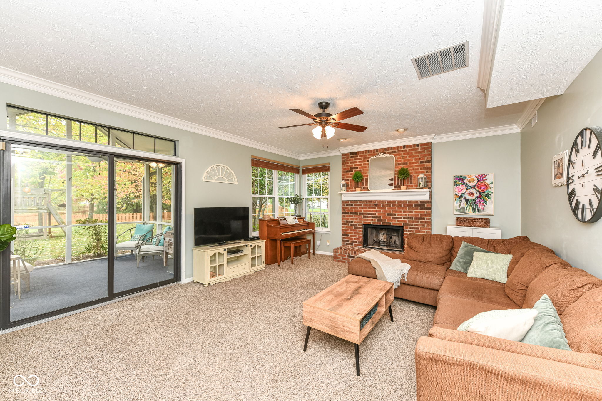 8570 Laurel Court