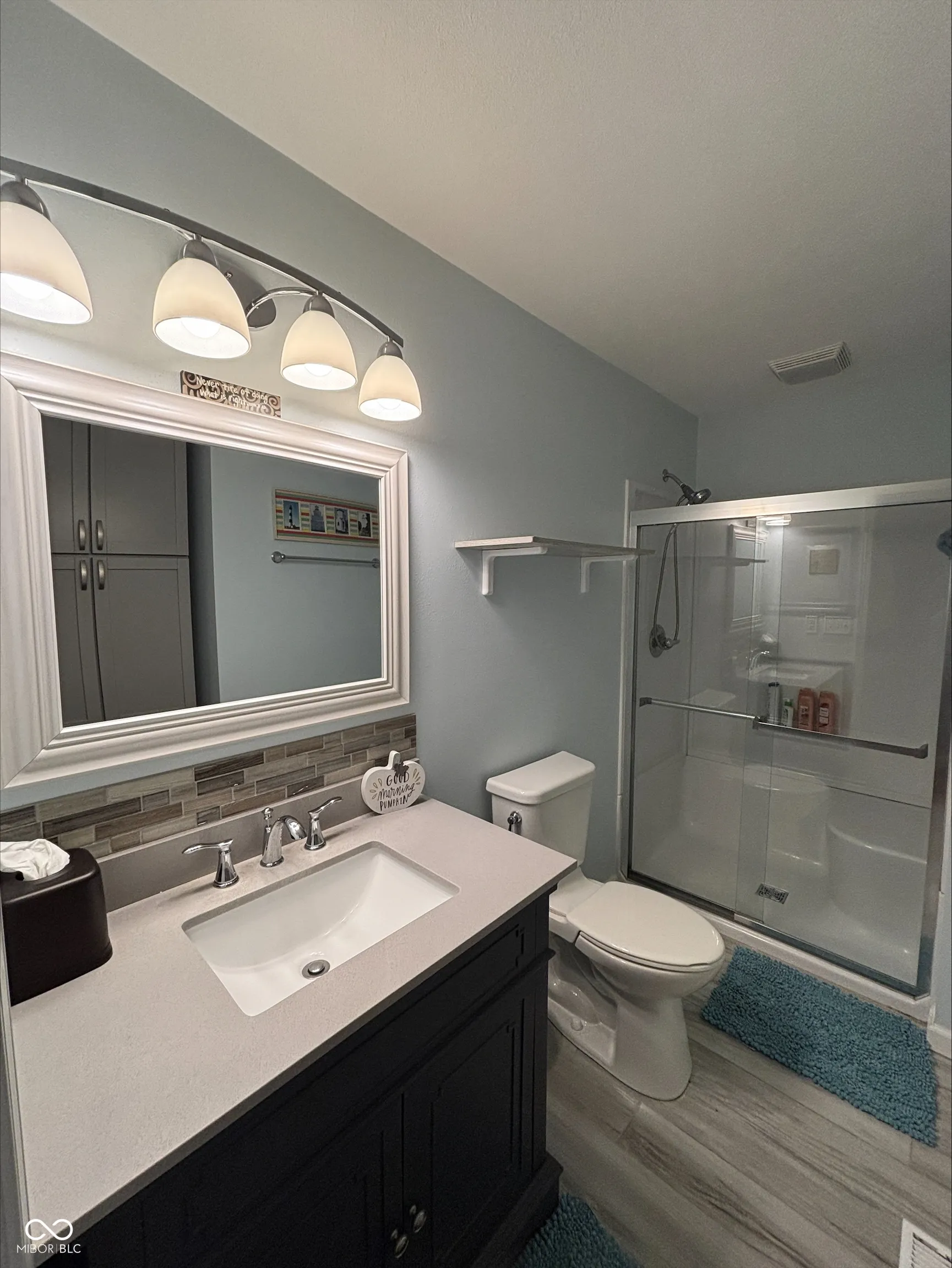 Columbus, Indiana 47203, United States, 3 Bedrooms Bedrooms, ,2 BathroomsBathrooms,Residential,Active,250300