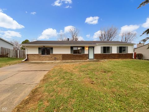 Photo of 5610 Northport Drive, Indianapolis, IN 46221 (MLS # 22076927)