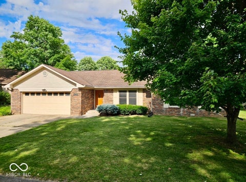 Photo of 479 Raintree Drive, Danville, IN 46122 (MLS # 22108619)