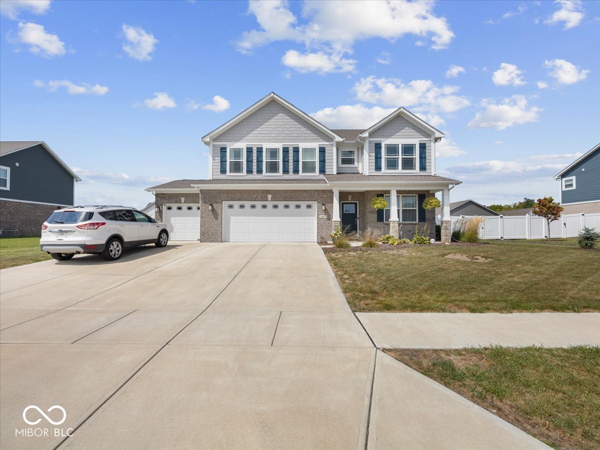1417 Golden Bear Lane