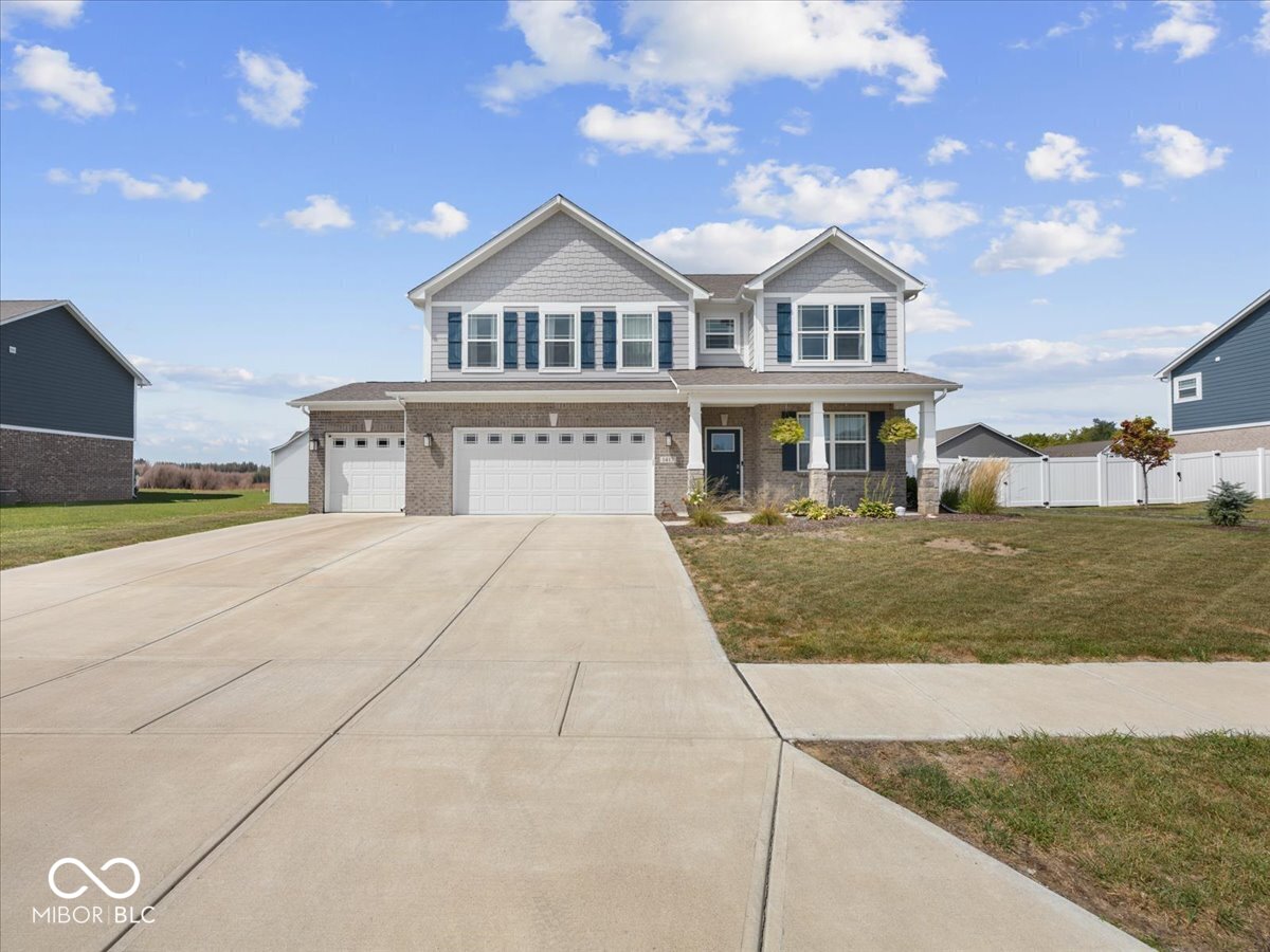 1417 Golden Bear Lane