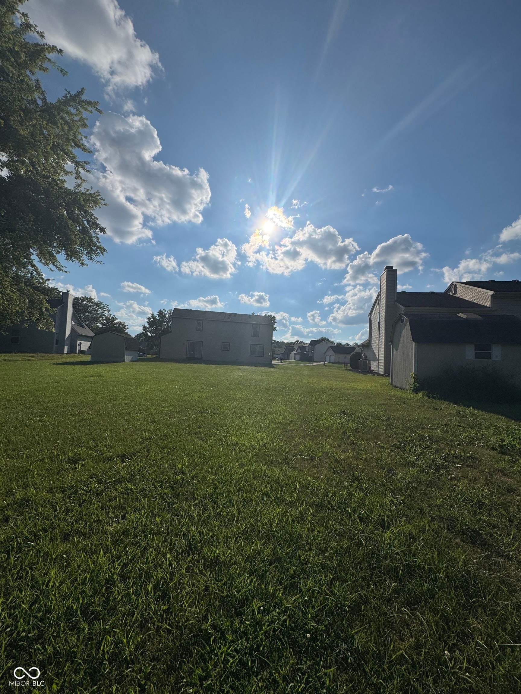 1129 Fontana Court