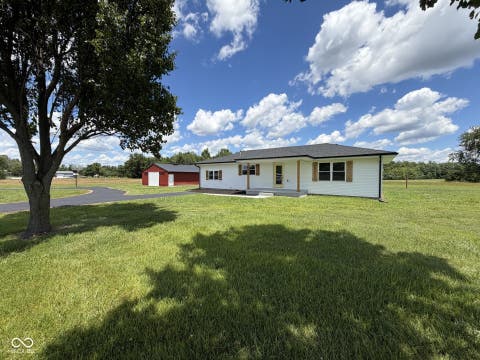 Photo for 8565 S County Road 950 E