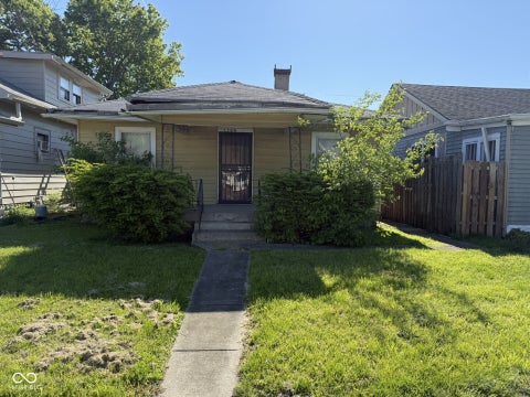 Photo of 1509 N Warman Avenue, Indianapolis, IN 46222 (MLS # 22113232)