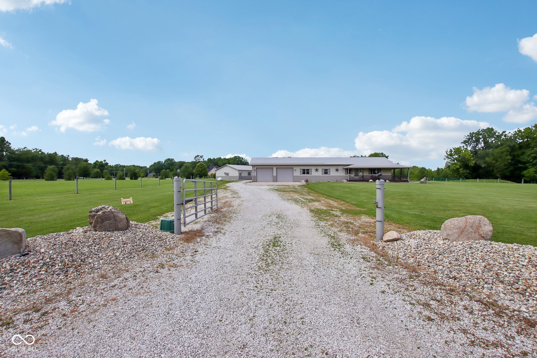 6070 E County Road 200 N