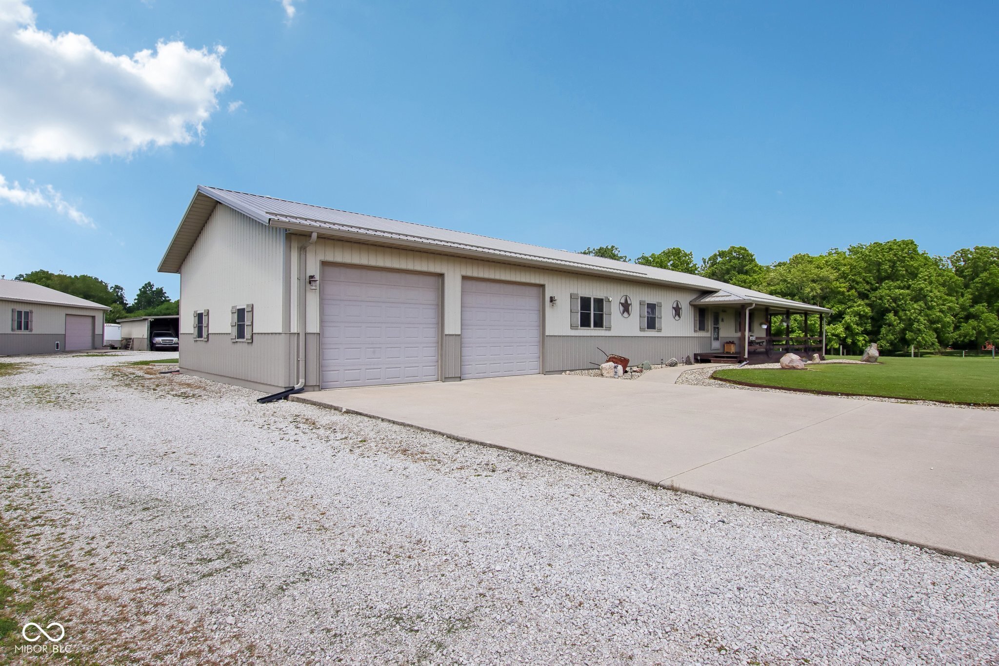 6070 E County Road 200 N