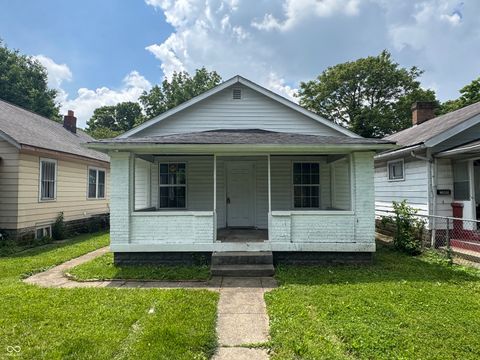 Photo of 1445 W 34th Street, Indianapolis, IN 46208 (MLS # 22042450)