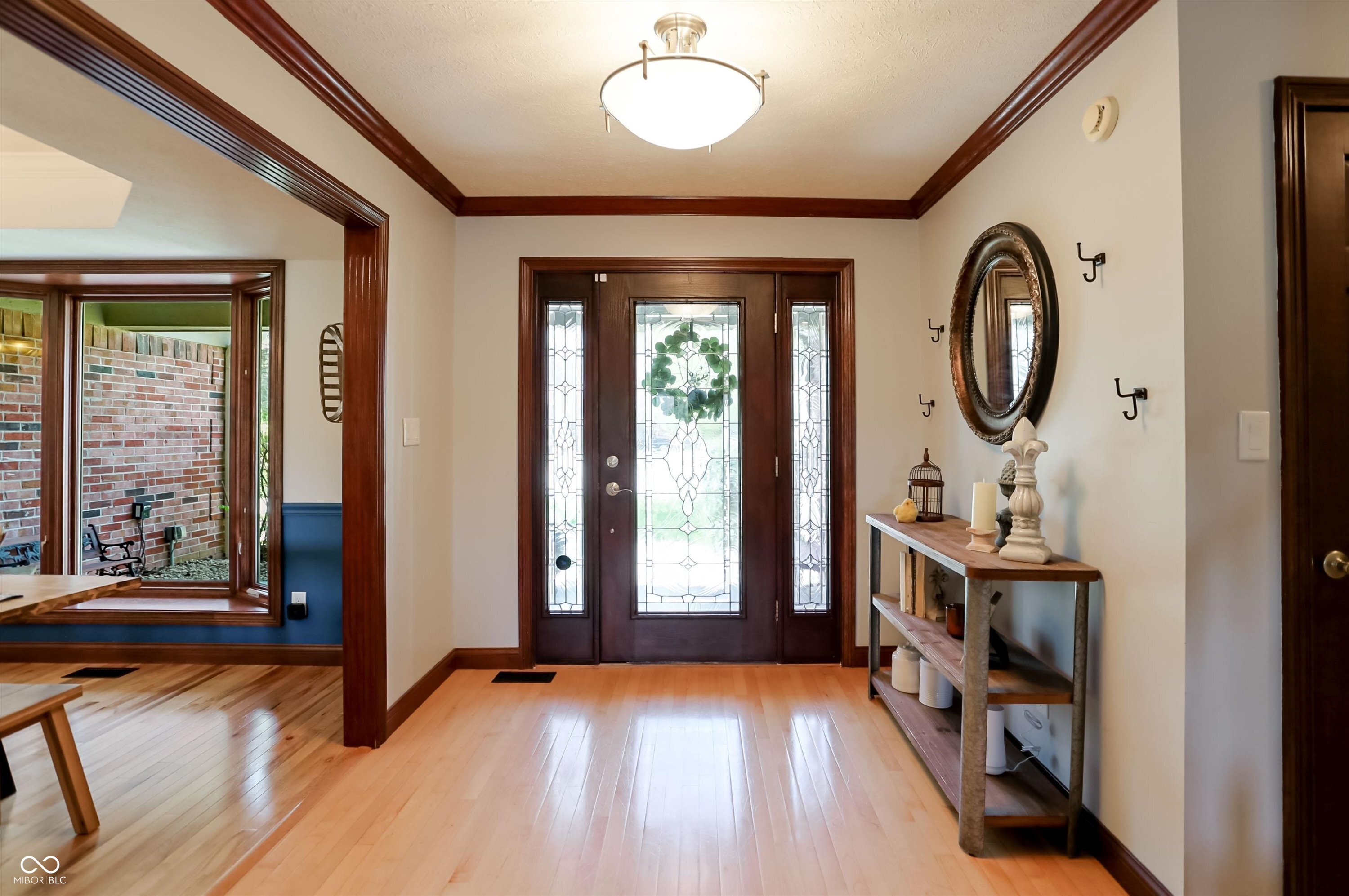 1017 Silver Lake Circle