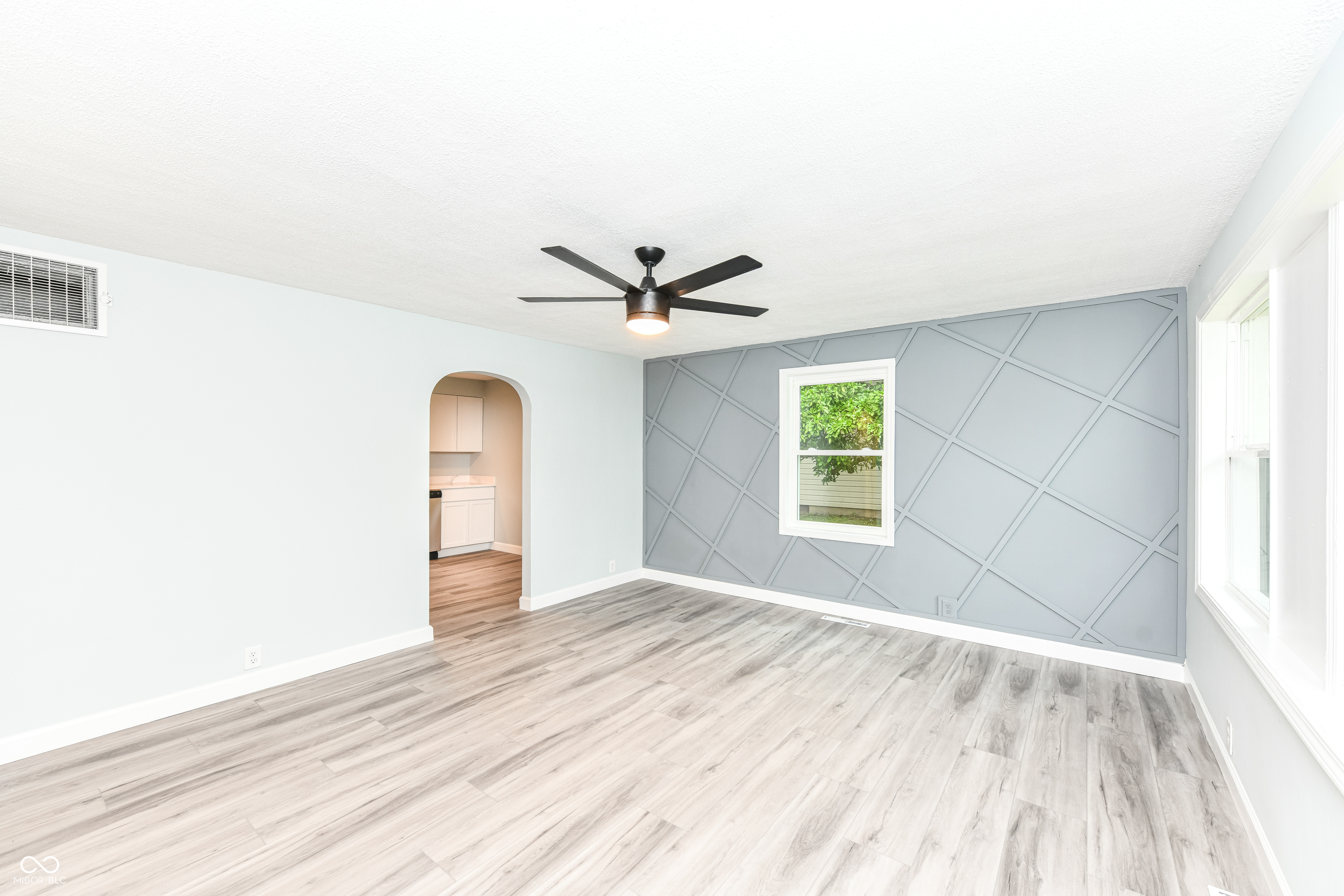 532 W Main Street