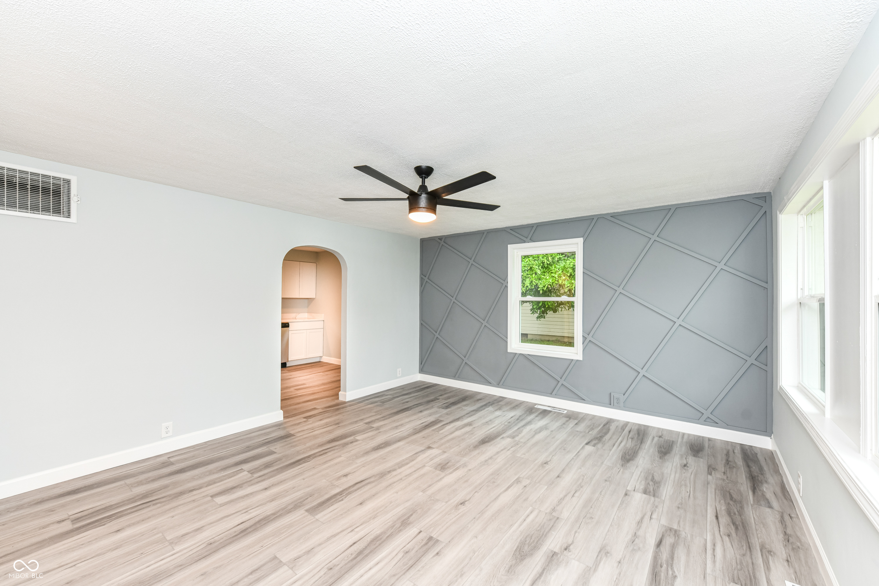532 W Main Street