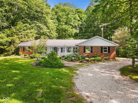 Photo for 8568 E County Road 400 N
