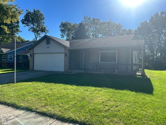 18686 NORTHRIDGE DR, NOBLESVILLE, IN 46060 - Image c089bfe4967b838ed99a32afdf7c4b7f/1102373248