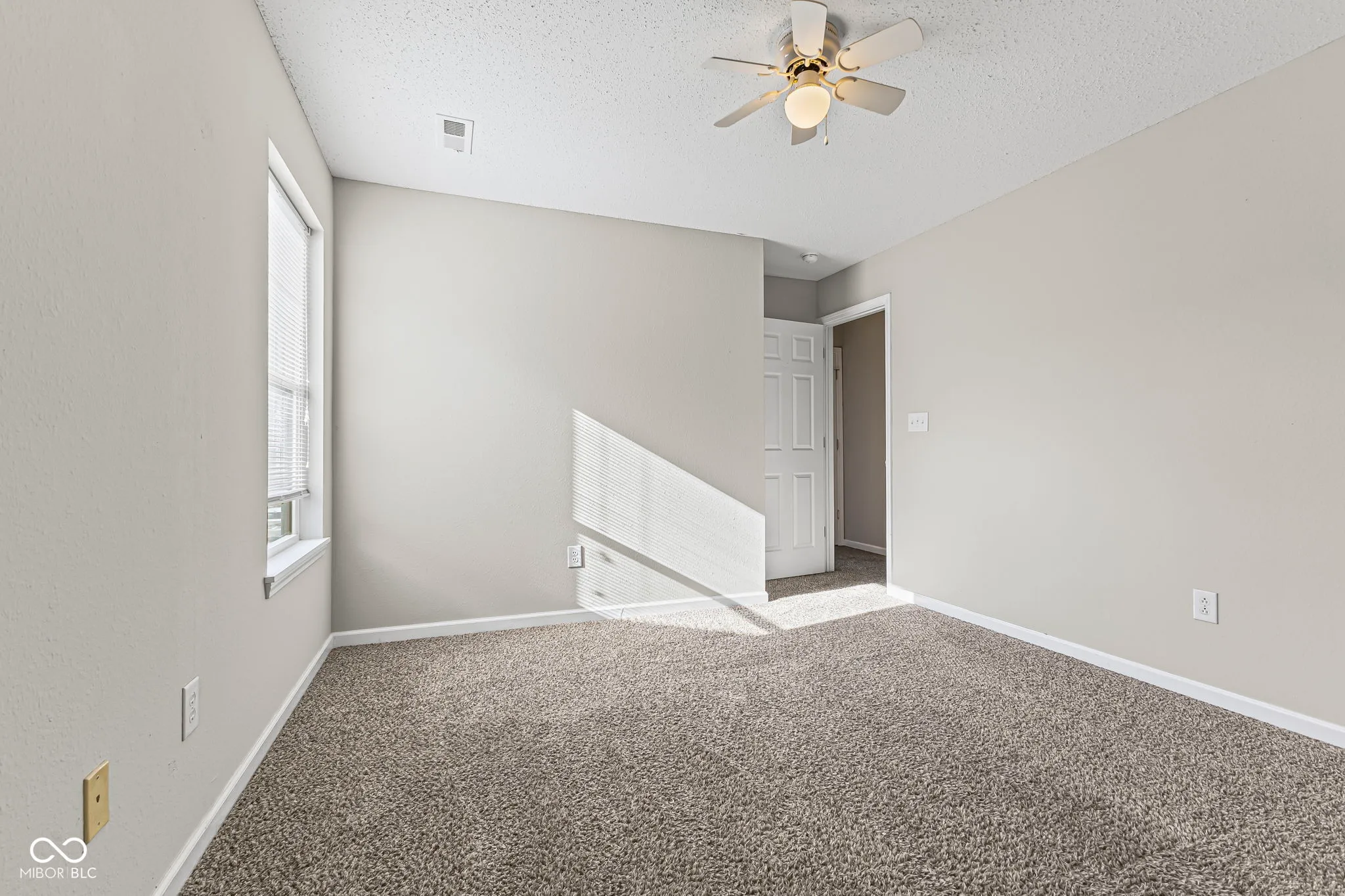 Indianapolis, Indiana 46239, United States, 3 Bedrooms Bedrooms, ,3 BathroomsBathrooms,Residential,Active,198345