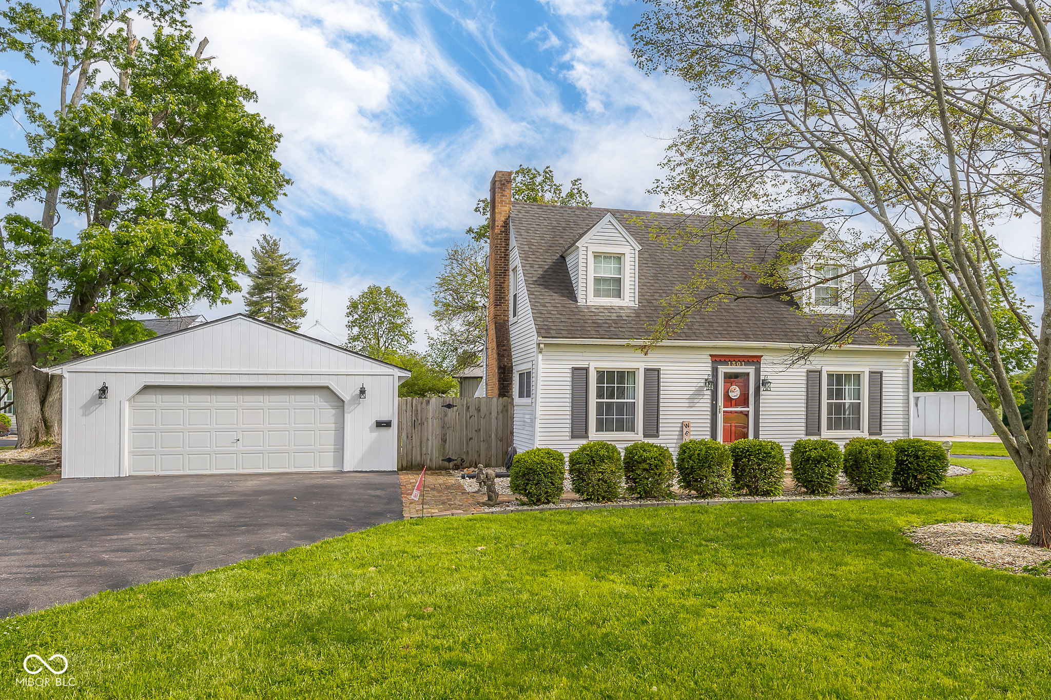 1301 Laurel Drive