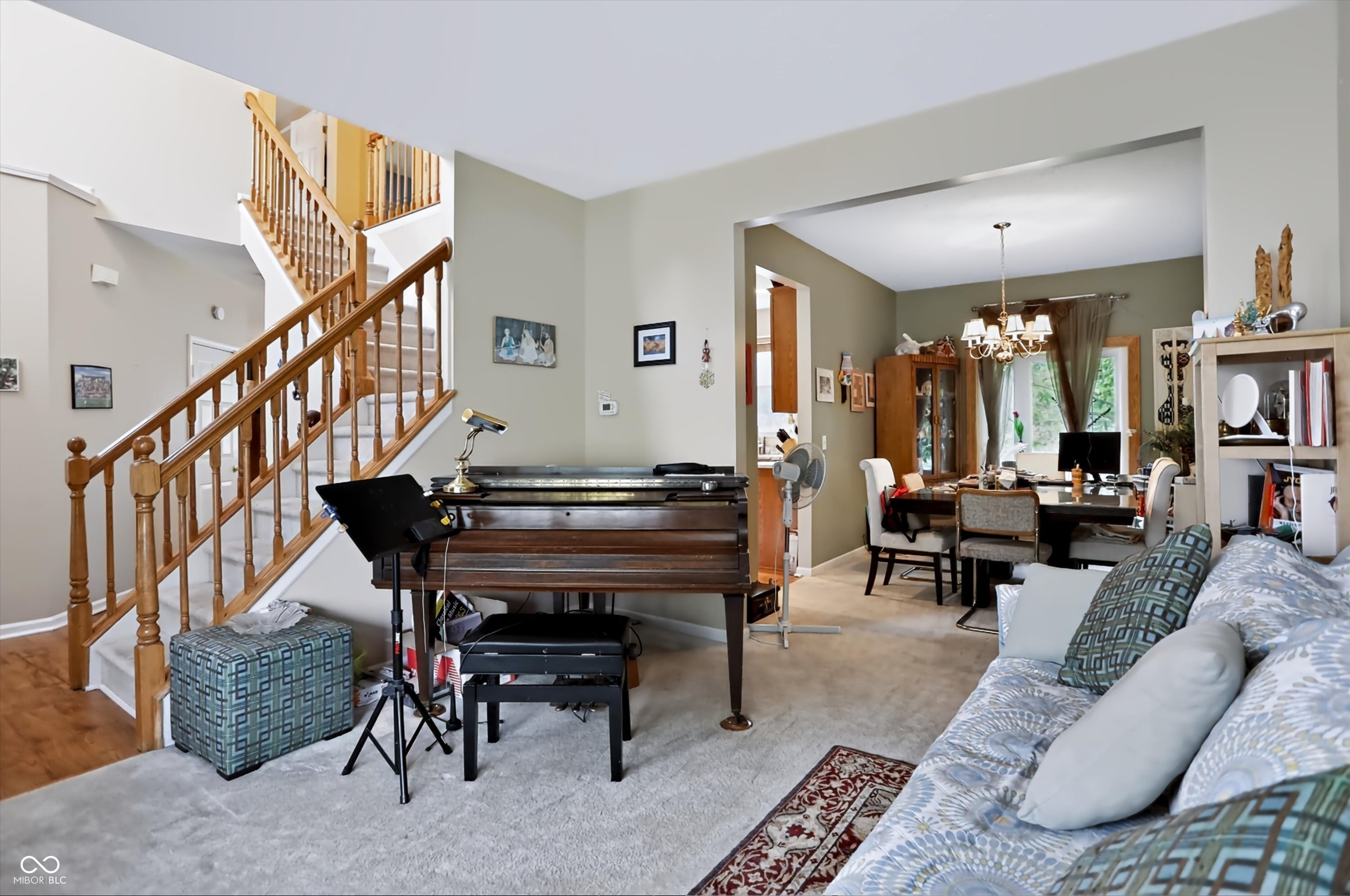 281 Wakefield Drive E