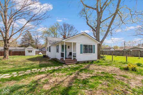 Photo of 130 Hiawatha Drive, Noblesville, IN 46062 (MLS # 22093932)