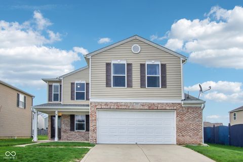 Photo of 2045 Morning Light Lane, Greenwood, IN 46143 (MLS # 22091417)