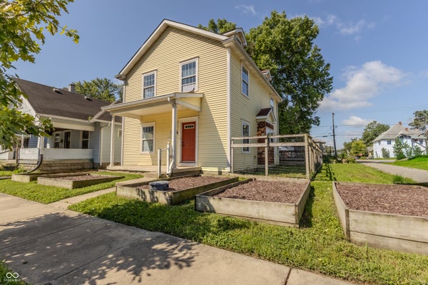 282 N BELLEVIEW PL, INDIANAPOLIS, IN 46222 - Image c0dd6bc7ec5e4bfd467ce5d6ecdc98ae/1228520196
