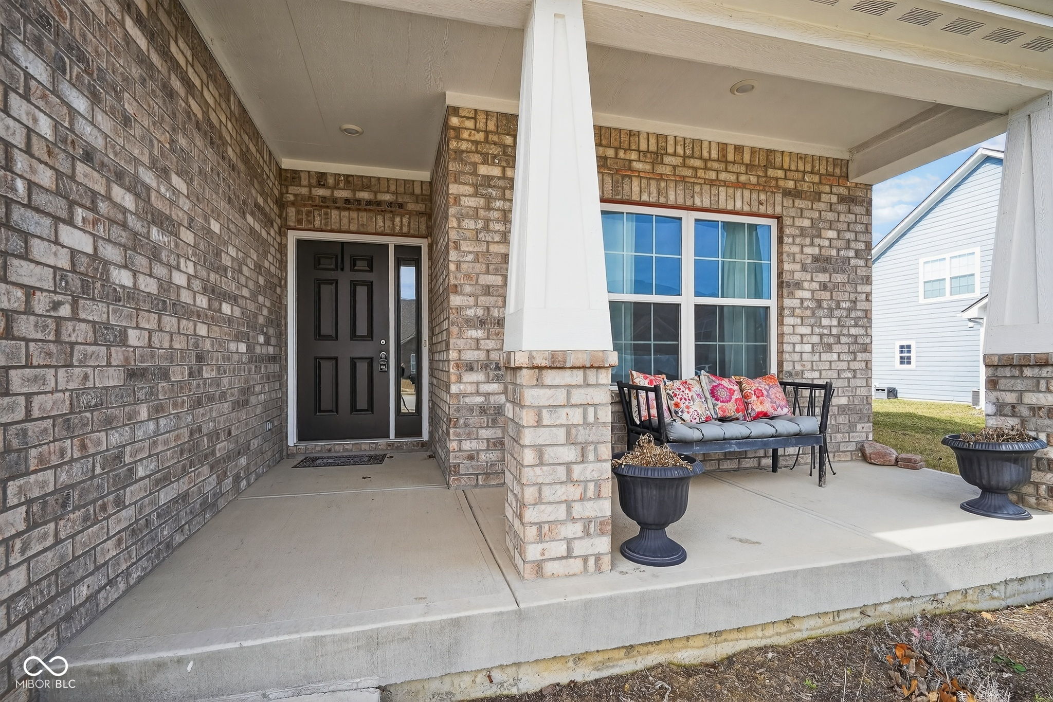 3819 Castle Hill Drive