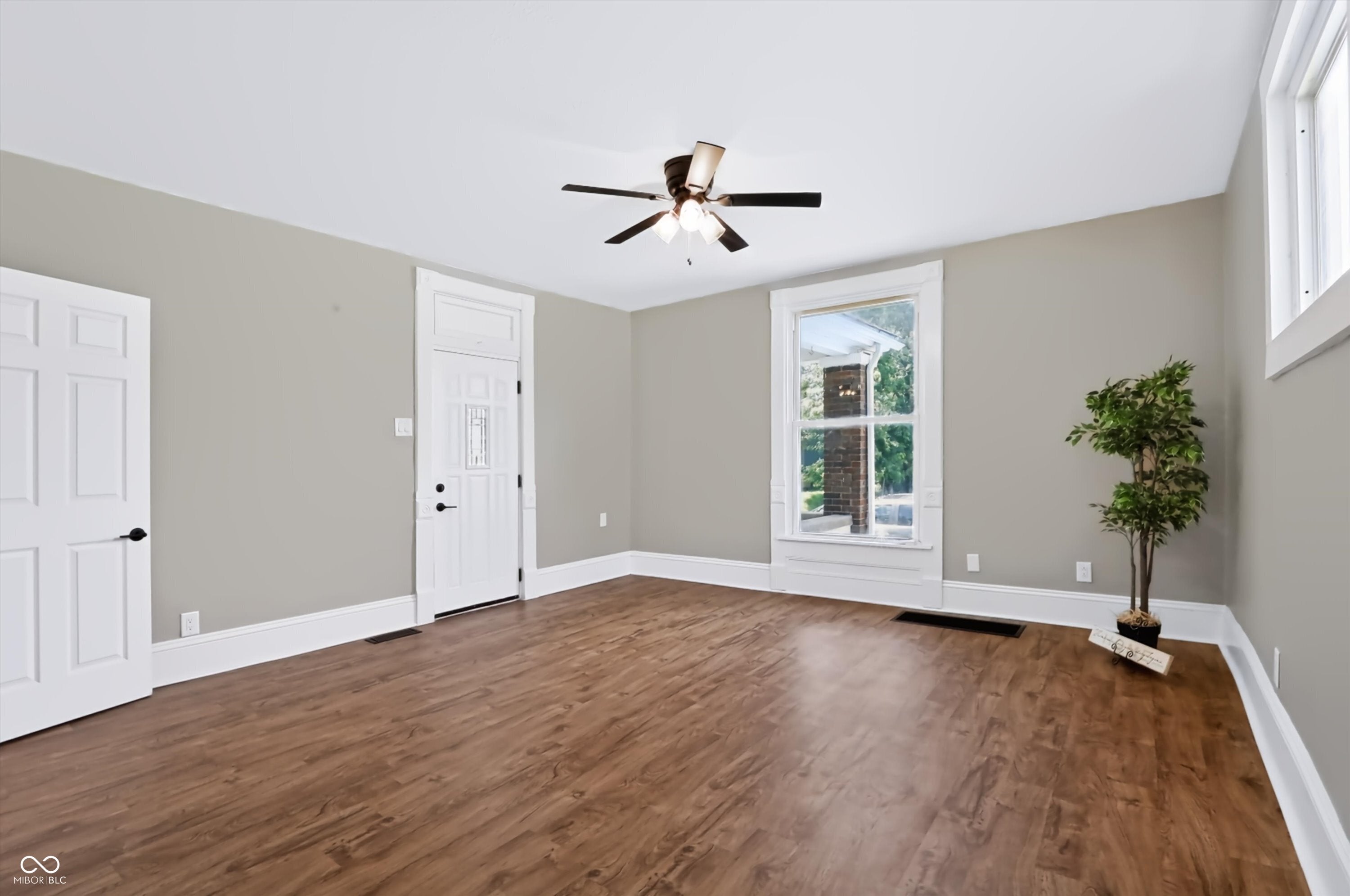 1507 Lafayette Avenue