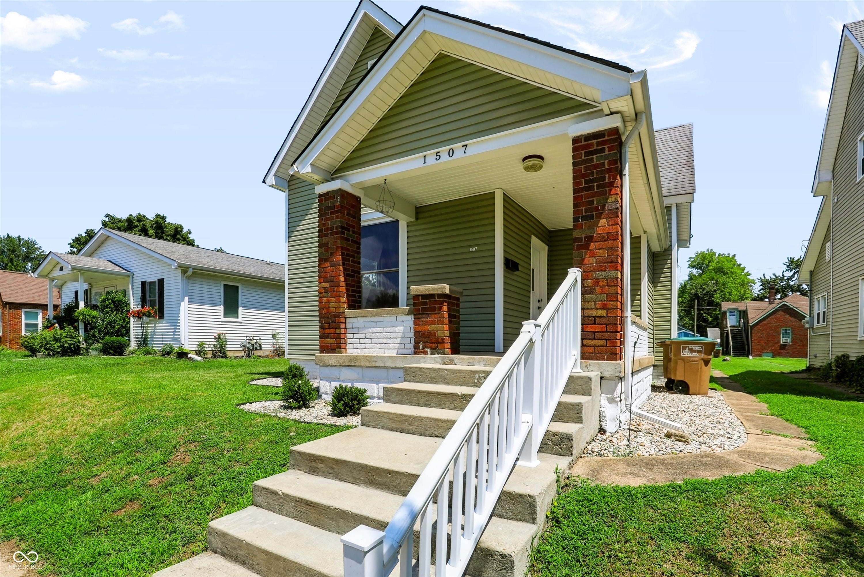1507 Lafayette Avenue